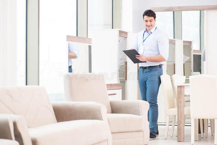 家庭問題觀念中的青年家庭與婆婆