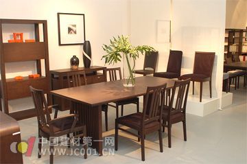 家具展會(huì)閉幕 眾企業(yè)攜新品開拓新市場(chǎng) - 新聞中心 - 九正(中國(guó)建材第一網(wǎng))